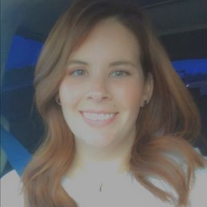 Meet your Posher, Cecily